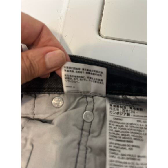 Levi’s 501 Women's Skinny Distressed Black Jeans from Urban Outfitters sz. 25 - Picture 8 of 11